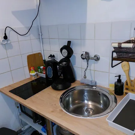 Διαμέρισμα L'essentiel - Inclus ! Petit Dejeuner, Canal Plus, Netflix, Literie, Serviettes *